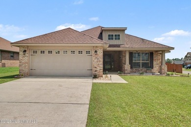 If you're looking for a move in ready, well kept home, in a - photo 1