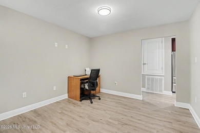 If you're looking for a move in ready, well kept home, in a - photo 7