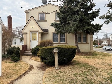 Welcome to this spacious 5-Bedroom , 2-Bath Bath Colonial - photo 1