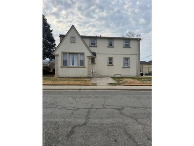 Welcome to this spacious 5-Bedroom , 2-Bath Bath Colonial - photo 8