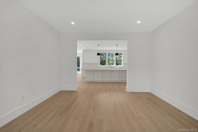 Discover the epitome of modern elegance at 95 North Summit - photo 11