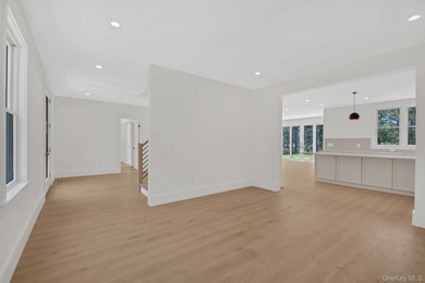 Discover the epitome of modern elegance at 95 North Summit - photo 12