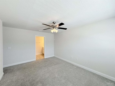 Welcome to your perfect coastal retreat! Conveniently located - photo 12