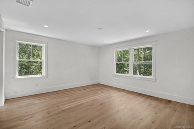 Discover the epitome of modern elegance at 95 North Summit - photo 15