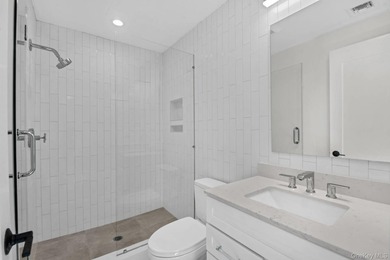 Discover the epitome of modern elegance at 95 North Summit - photo 16