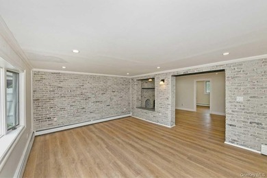 Looking for turnkey in prime location? Look no further. 107 - photo 25
