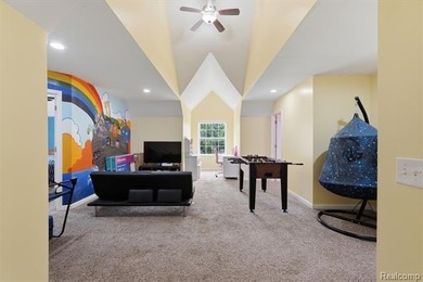 Luxury lakefront living! This one-of-a-kind waterfront home - photo 32