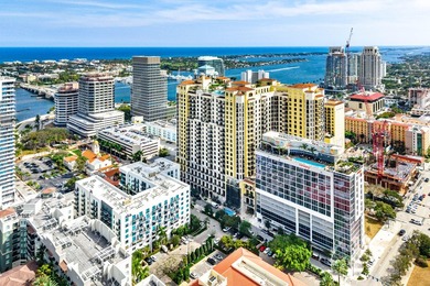 Fully upgraded 2 bed 2 bath plus a den! This stunning 5th-floor - photo 33