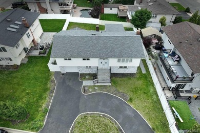 Looking for turnkey in prime location? Look no further. 107 - photo 35