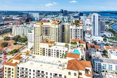 Fully upgraded 2 bed 2 bath plus a den! This stunning 5th-floor - photo 39