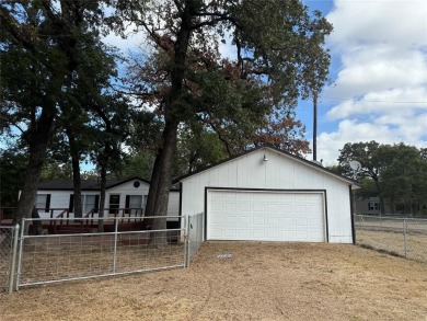 Cedar Creek Lake Home For Sale in Mabank Texas