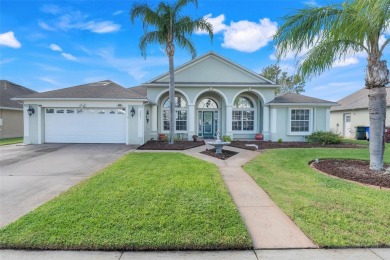 (private lake, pond, creek) Home For Sale in Saint Cloud Florida