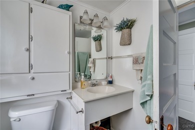 What an opportunity here!!! Absolutely PRIME location! Reputable - photo 14