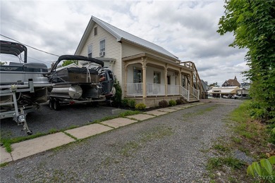 What an opportunity here!!! Absolutely PRIME location! Reputable - photo 16