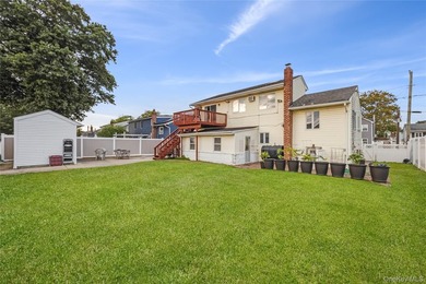 1012-N-Ontario-Ave-Lindenhurst-NY-11757 Turnkey 5-Bedroom - photo 19