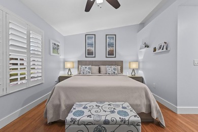 Welcome home to this beautifully remodeled 3-bedroom, 2.5-bath - photo 4