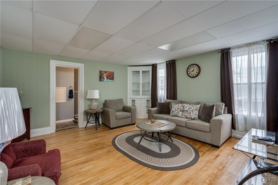 What an opportunity here!!! Absolutely PRIME location! Reputable - photo 25