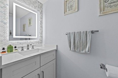 Welcome home to this beautifully remodeled 3-bedroom, 2.5-bath - photo 10