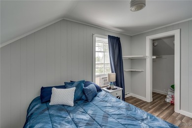 What an opportunity here!!! Absolutely PRIME location! Reputable - photo 33