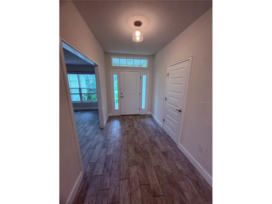 Charming 4-Bedroom, 2-Bath Home with Spacious Fenced Yard - photo 3
