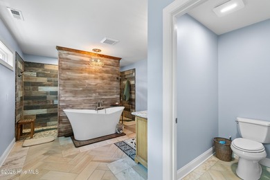 Welcome home to this beautifully maintained, 3,000+sf, 3-bedroom - photo 34