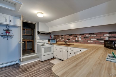 What an opportunity here!!! Absolutely PRIME location! Reputable - photo 36