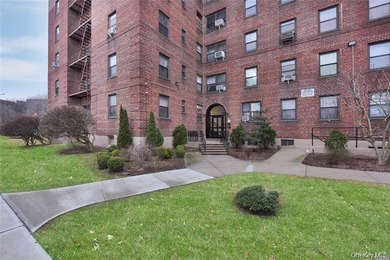 East River Home Sale Pending in Flushing New York
