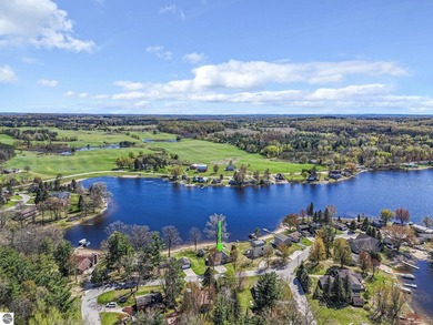 Look no further! This exceptional home checks all the boxes - photo 15