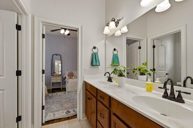 Just reduced!! Beautiful 4 bedroom, 3.5 bath custom home is - photo 17