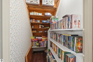 Look no further! This exceptional home checks all the boxes - photo 35