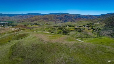 (private lake, pond, creek) Acreage For Sale in Horseshoe Bend Idaho