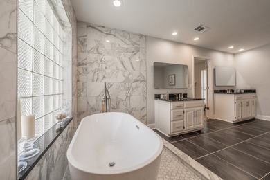 NESTLED WITHIN THE EXCLUSIVE GATED COMMUNITY OF COTTONWOOD - photo 16