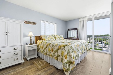 Enjoy stunning marina and waterway views from your private - photo 17