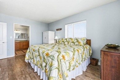 Enjoy stunning marina and waterway views from your private - photo 18