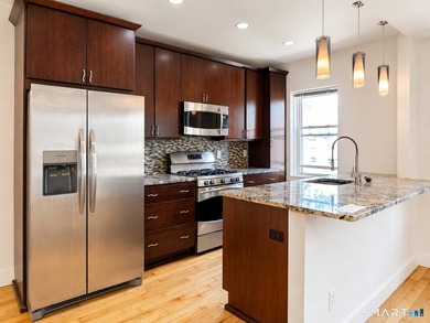 Enjoy effortless living in this sun-filled one-bedroom, one-bath - photo 4