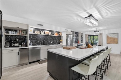 (private lake, pond, coastal) Townhome/Townhouse For Sale in Plantation Florida