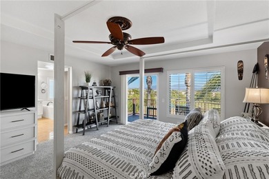 VIEWS-VIEWS-VIEWS!! Located on a quiet cul-de-sac directly on - photo 11
