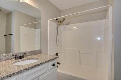 Lovely Home in Hidden Creek - Minutes to Ft. Gordon! This