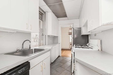 Hudson River Condo For Sale in Bronx New York