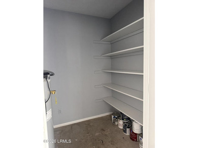 Conveniently on Lady's Island in Royal Pines Estates with over a - photo 31