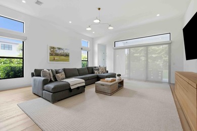 Welcome to a custom-designed turnkey Riverside model in the - photo 34