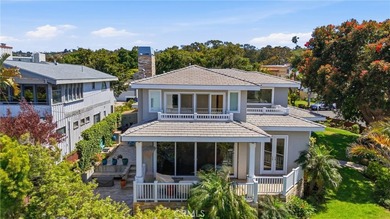 Live the South Bay Dream in Hollywood Riviera! Sitting proudly - photo 3