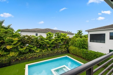 Welcome to a custom-designed turnkey Riverside model in the - photo 50