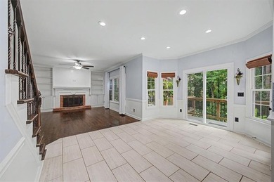 Impressive 5 bedroom , 3.5 bath Executive Home perfectly - photo 22