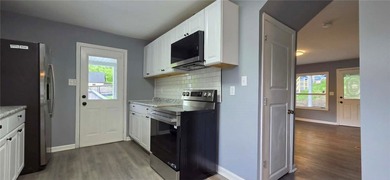 This stunning home has been completely refreshed with brand new - photo 23