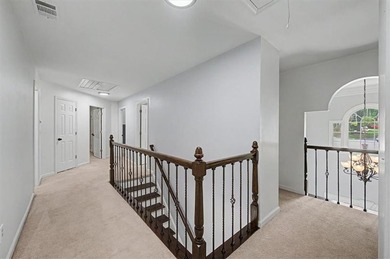 Impressive 5 bedroom , 3.5 bath Executive Home perfectly - photo 33