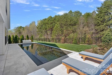 A must see Cornelius home, this beautifully maintained residence - photo 2