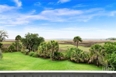 This custom-built coastal cottage sits on a scenic bluff - photo 3