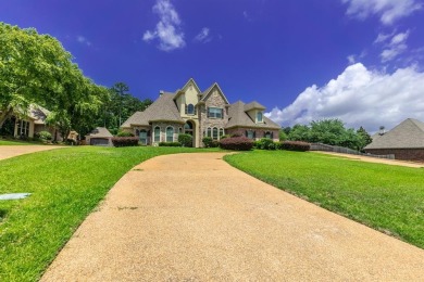 Lake Home For Sale in Shreveport, Louisiana