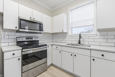***OPEN HOUSE Saturday May 23rd 12-2pm*** Welcome to Wedgewood - photo 11
